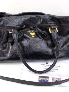 Prada Milano Made in Italy Vitello Shine 2-way handbag features crinkled leather